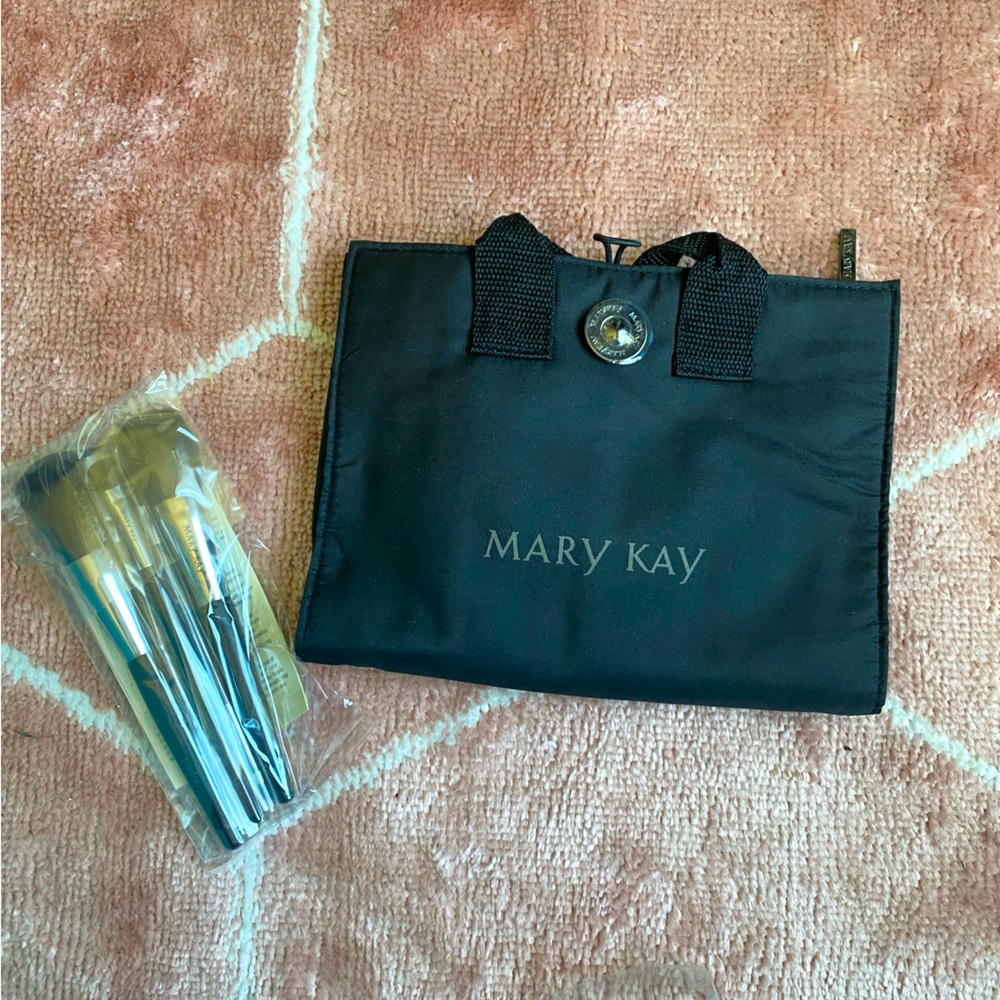 Mary Kay brush set